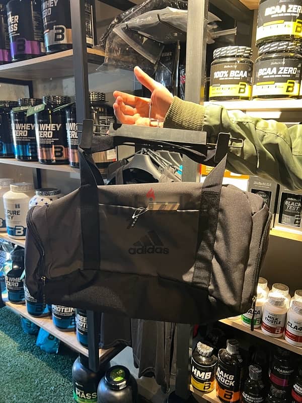 gym bags شنطه نادي 3