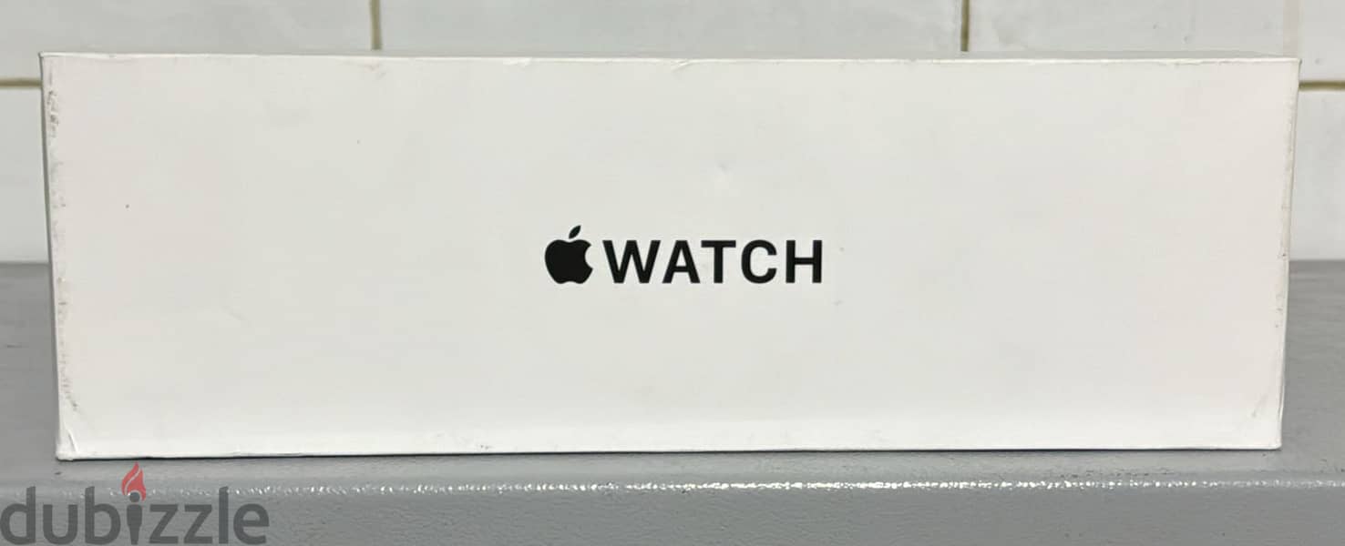 Apple watch se 2 44mm starlight sport band 2023 last & original offer 0