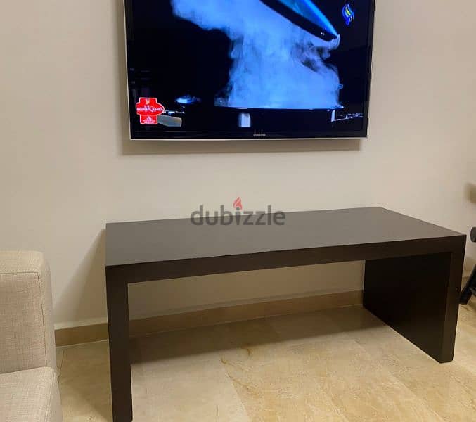 Tv table 0