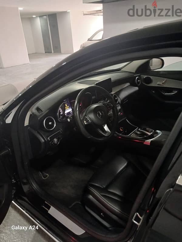 Mercedes-Benz C 300 2016 0