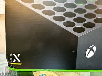 XBOX X SERIES + 2 Games