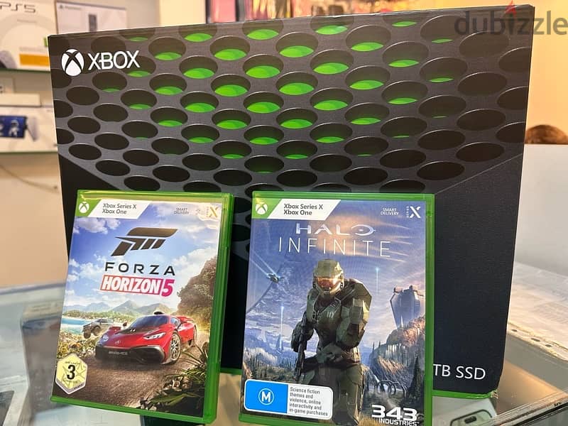 XBOX X SERIES + 2 Games 5