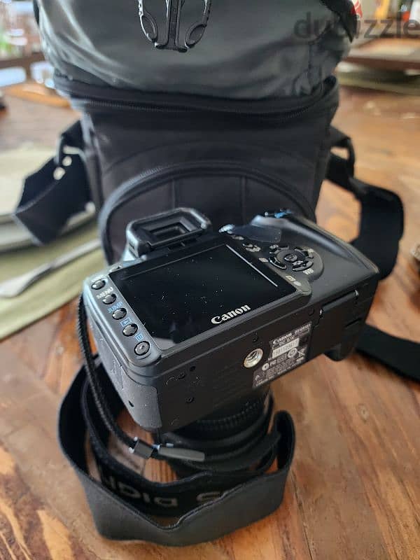 Canon 400D Digital SLR Camera with 18-55 Lens 1