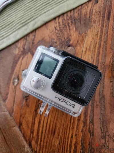 GoPro 4 - Barely used