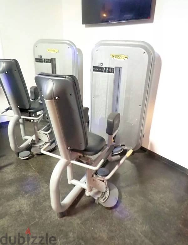 2 technogym abductor an adductor like new hight quality mwjoden b aley 6