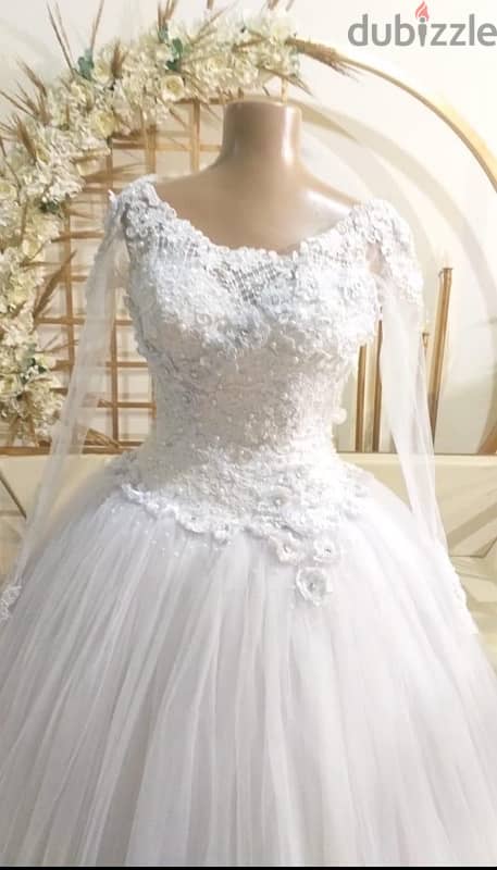 wedding  dresses 10