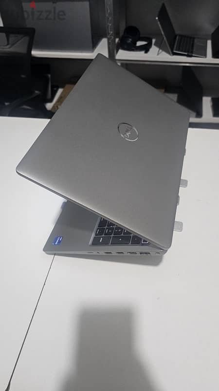 Laptop Dell Latitude 13Th Gen i7-1370P-14Core 0