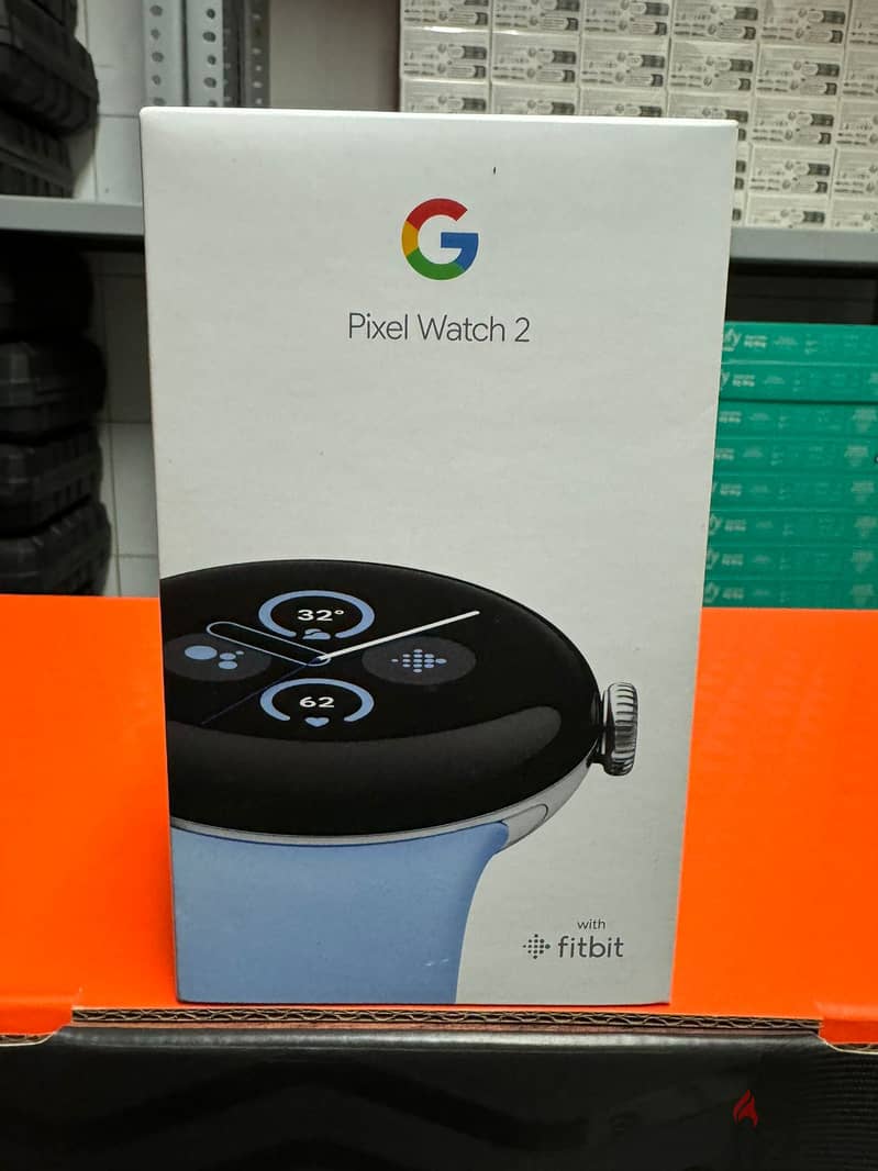 Google Pixel Watch 2 polished silver case/Bay active band amazing & l 0