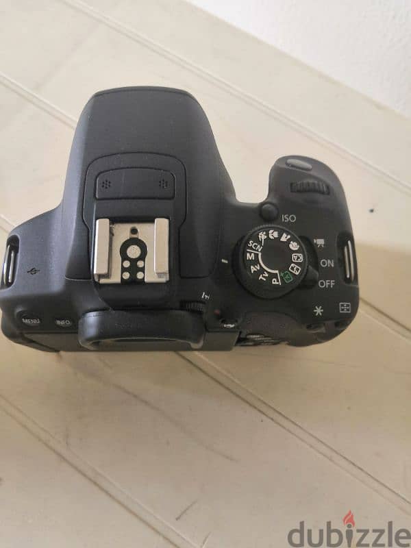 Canon 700D + lens and accessories. 9