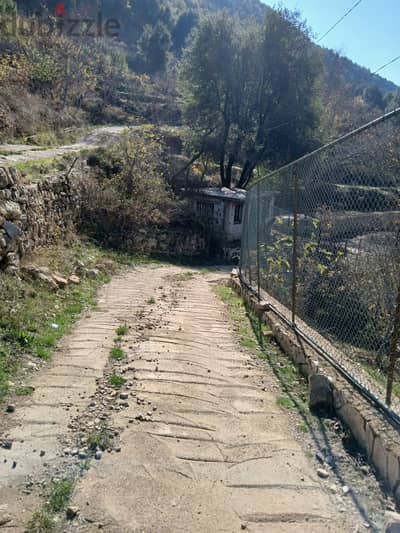 ارض للبيع في الشوف بتلون land for sale in shouf batlon