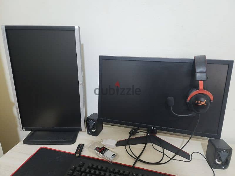 2 monitors for sale 0