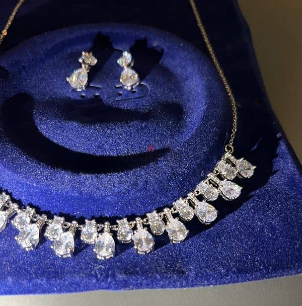 SWAROVSKI - Necklace and Earrings 3