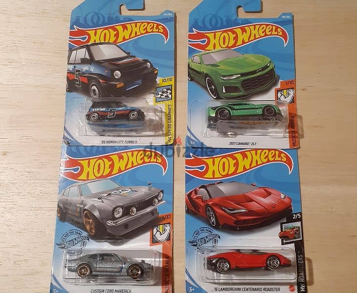 Hot Wheels (2019) diecast car model 1;64 5