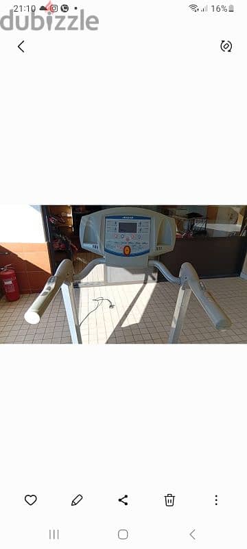 Treadmill used only one month. As new. 6