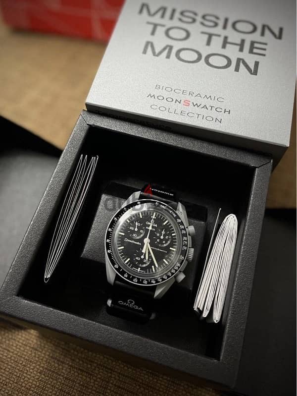 Swatch X Omega - Moonswatch mission to the moon biometric 1