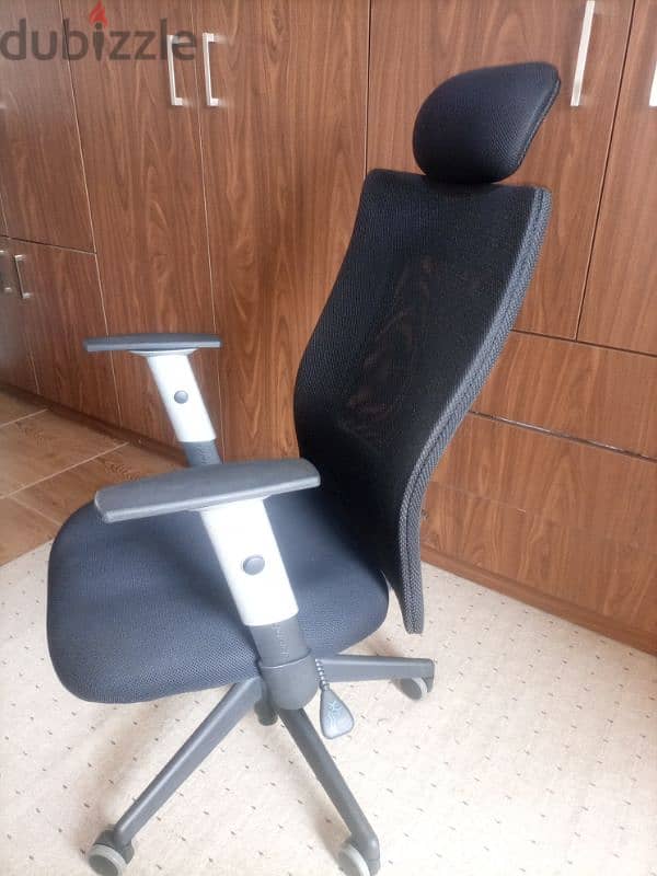 office chair 3