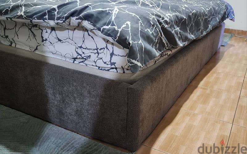 master bed plz contact:71219619 2