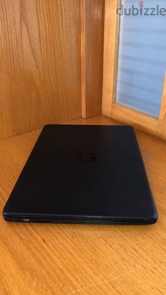 HP Laptop - Like New! 9