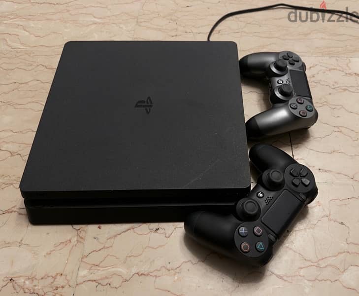 PS4 Slim edition 2