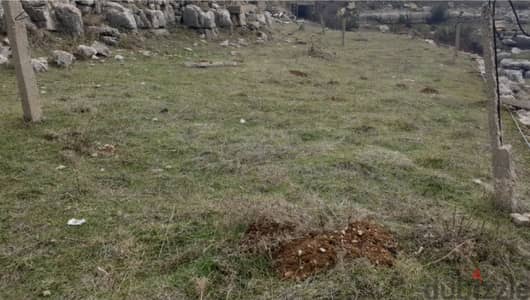 915m2 Land  in Aintoura,metn