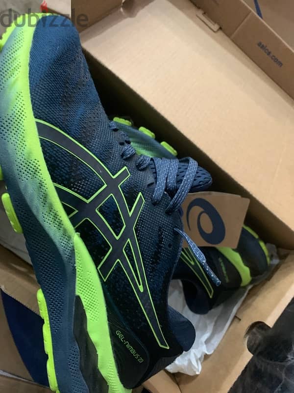 Asics Gel-Nimbus 23 Lite-Show Running Shoes 8