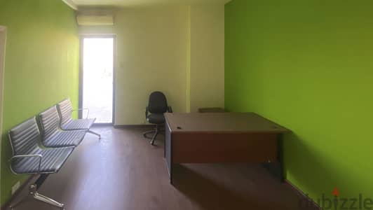 Office for rent in Horsh Tabet مكتب للإيجار في حرش تابت