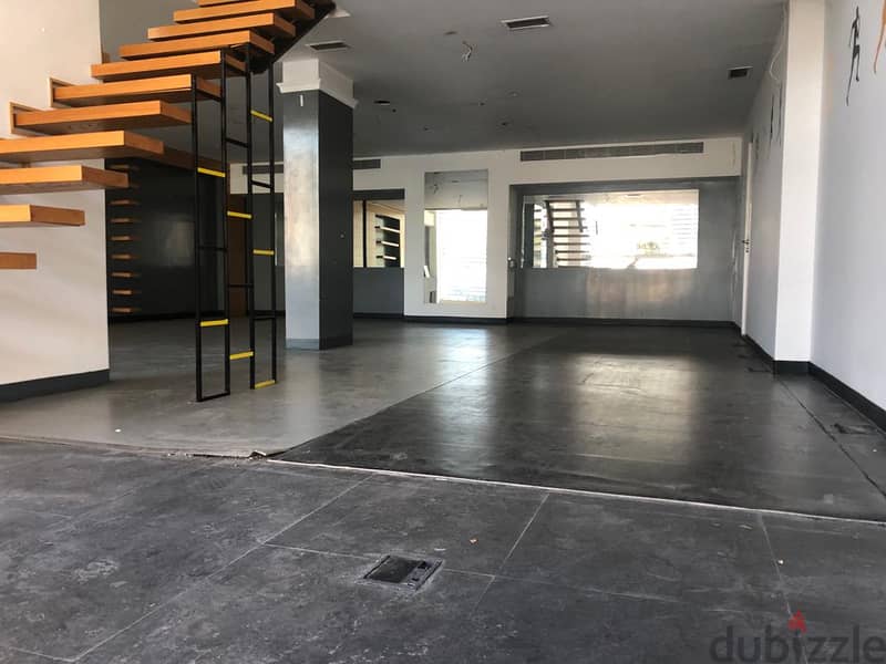 Office for rent in Horch Tabet مكتب للإيجار في حرش تابت 0