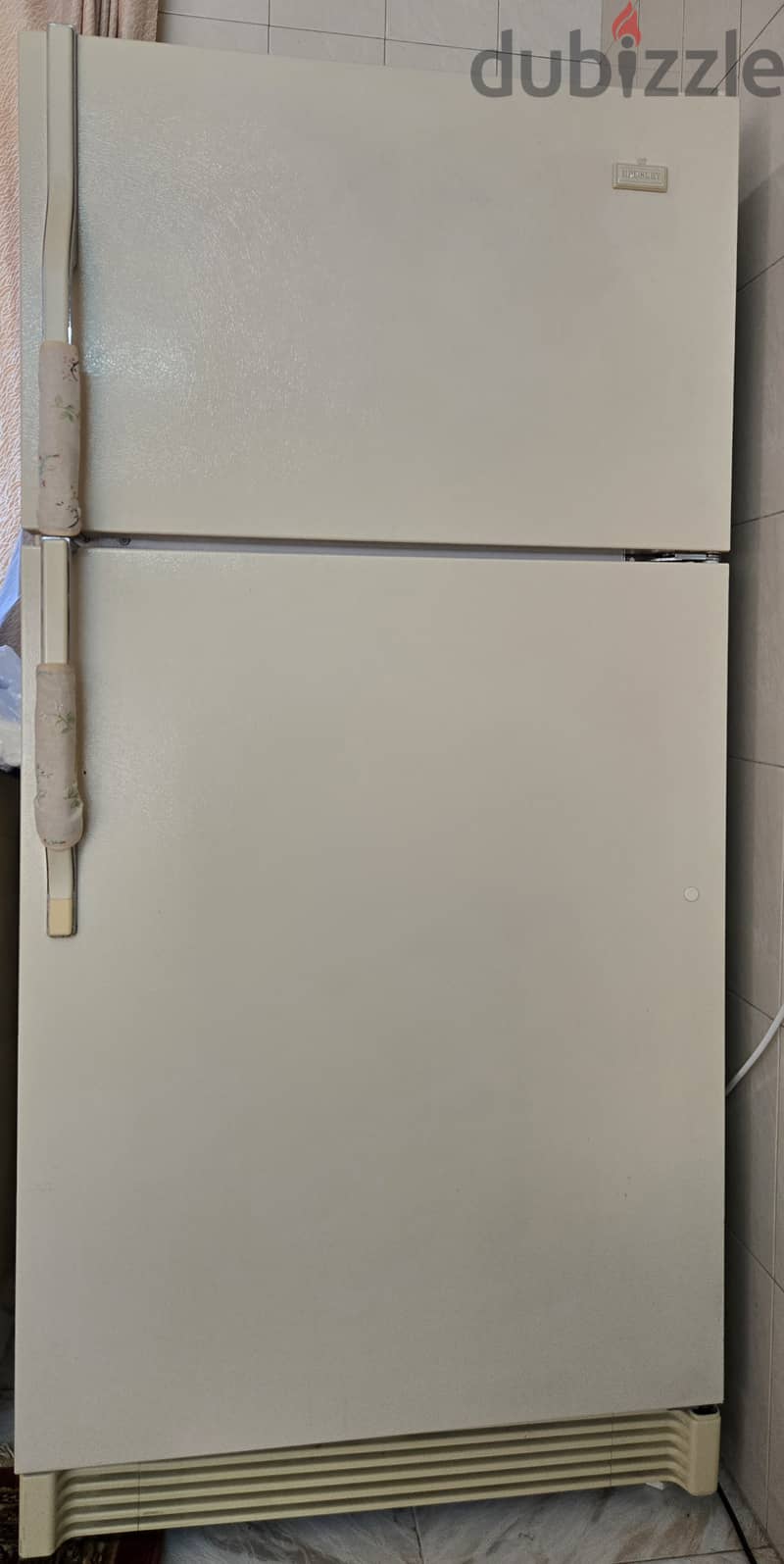 Used Refrigerator CROSLEY brand in beige color 1