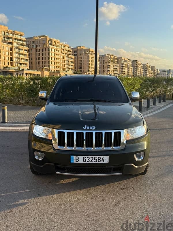 Grand Cherokee 2011 (Laredo-Plus) - 6Cylinders - 4Wheel - Kheri2 0