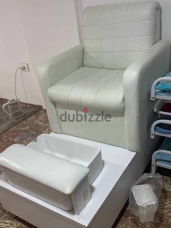 pedicure chair 1