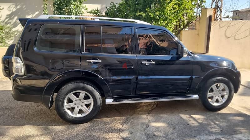 Mitsubishi Pajero 2009 0