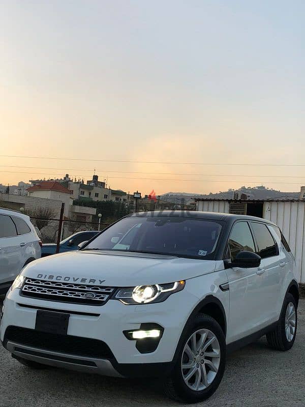 Land Rover Discovery Sport 2018 0