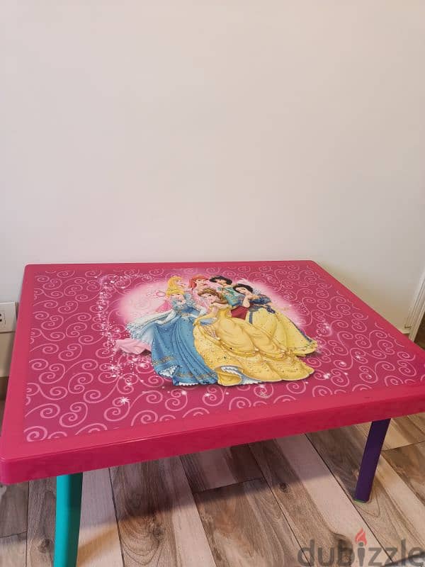 Kamaplast Kids Table + 2 chairs 2