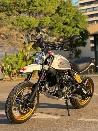 Ducati scrambler desersled