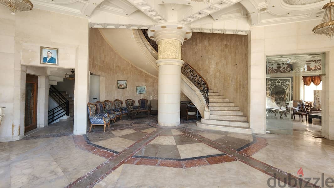 Building For Sale in Baabda عمارة للبيع في قضاء بعبدا 0