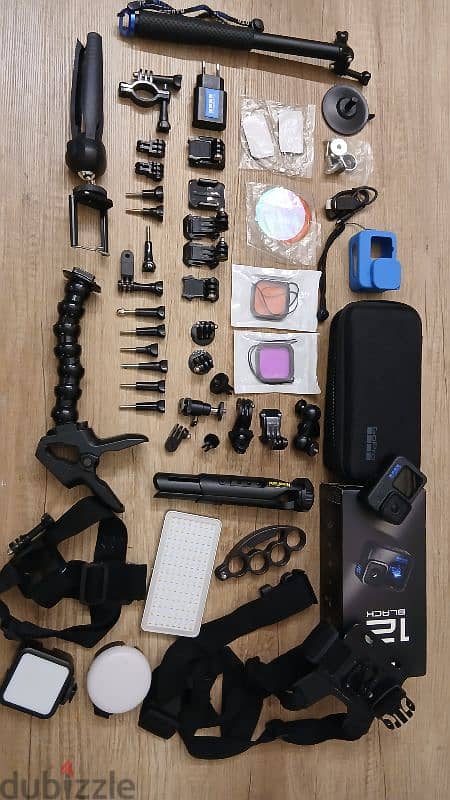 gopro hero 12 usen like new with all accessories 1