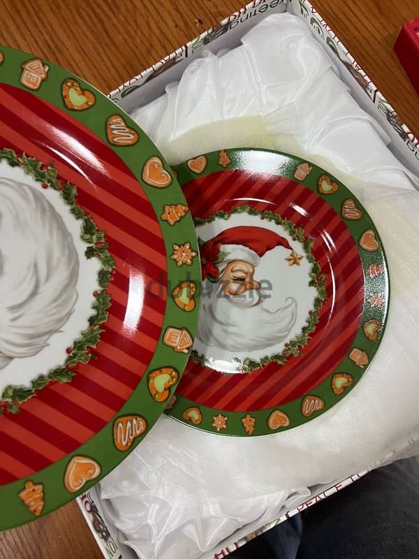 christmas plates 1