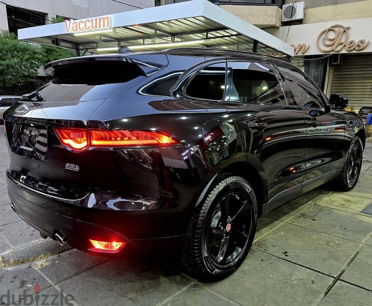 F Pace Premium Dynamic V6 Clean Carfax 0