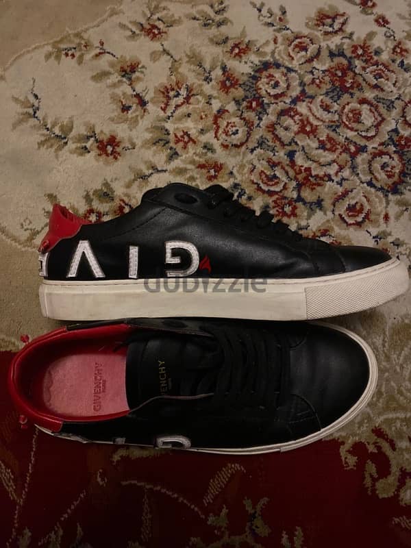 original givenchy sneakers ‘flipped logo’ red/black 0