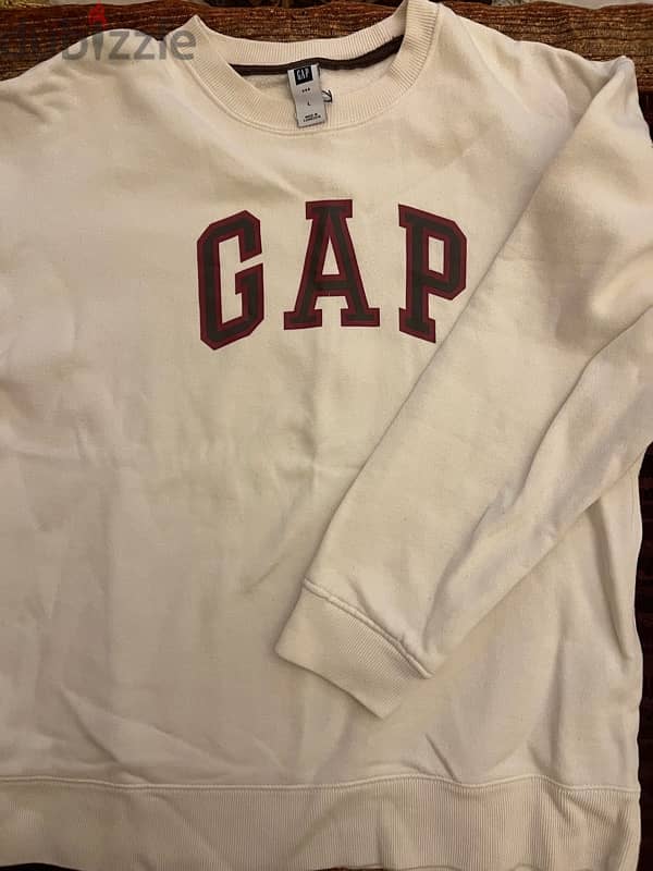 GAP sweater 1