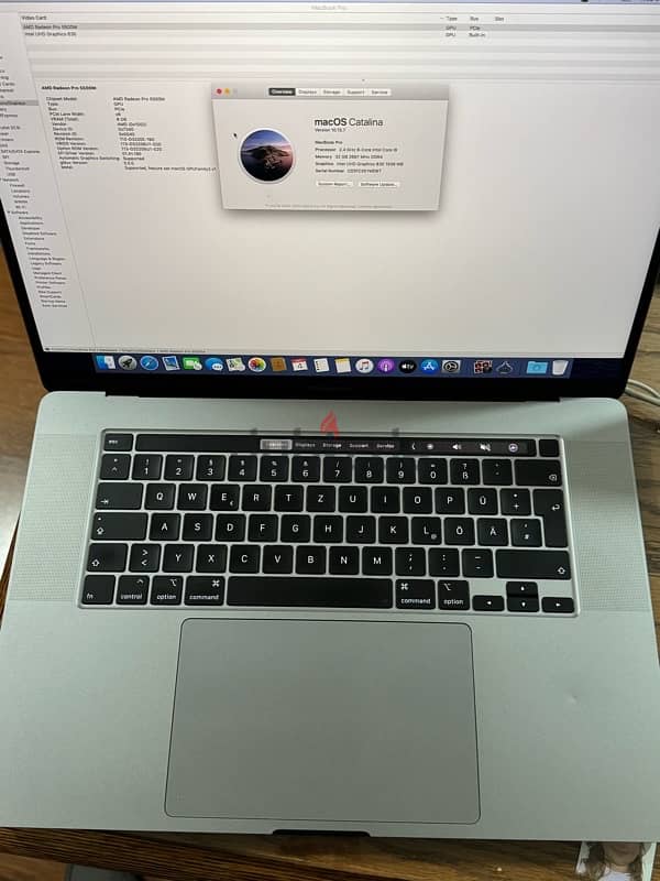 Macbook pro 16” 2019 core i9 32GB Ram 1TB SSD Radeon Pro 5500M 8GB 4