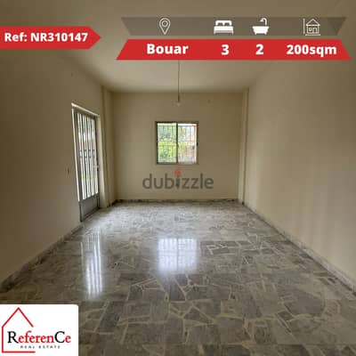 Prime location apartment in Bouar شقة للبيع في البوار