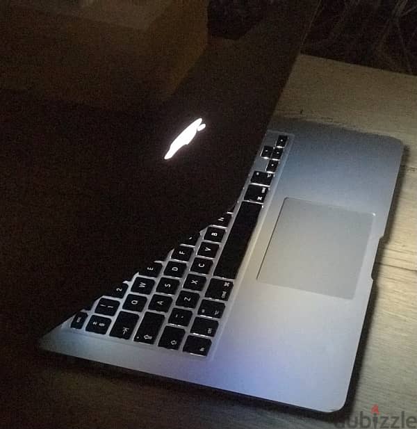 MacBook Air 2015 13.3-inch 9