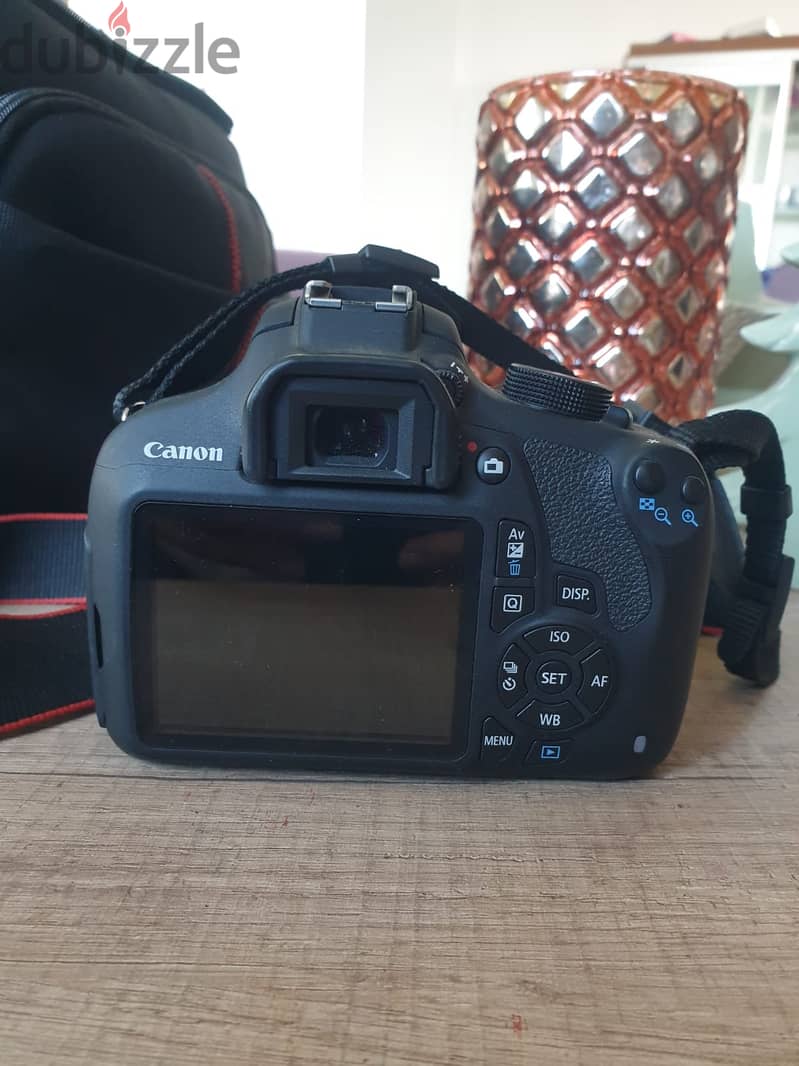 Canon 1200D 1