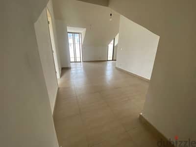 Roof for rent in Mansourieh روف للايجار في منصورية