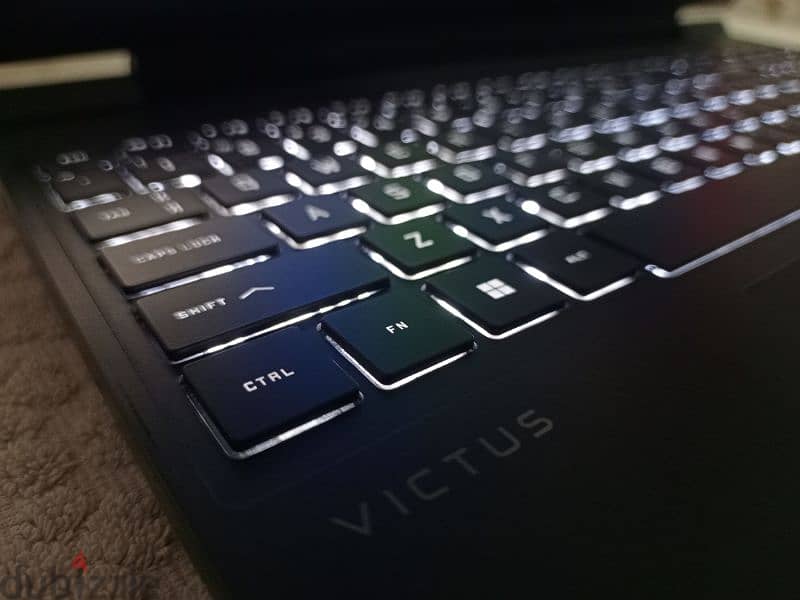 Gaming Laptop HP victus core i7-12700H 1TB Nvme 2