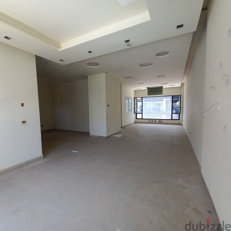 Office with 2 parking for rent in Zalka مكتب مع موقفين للإيجار في الزل 0