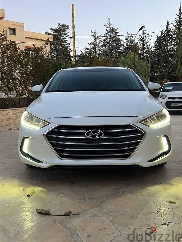 Hyundai Elantra 2017 0