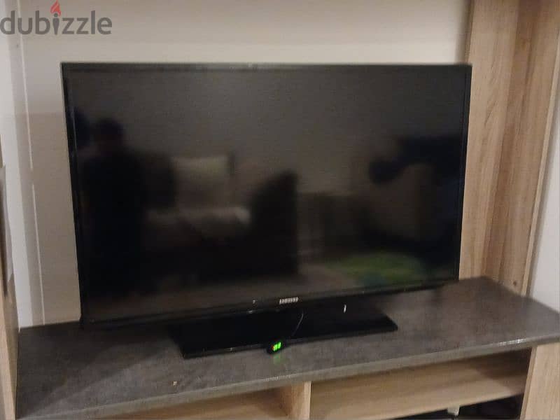 Samsung TV 42 inch 0