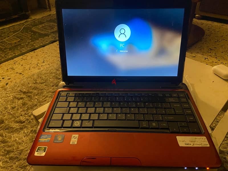 Toshiba laptop i5 barely used 0